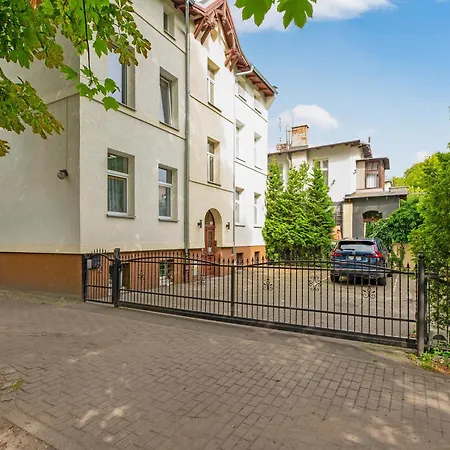 Parkowa 33a2- Przy Plazy Z Parkingiem By Lion Appartement